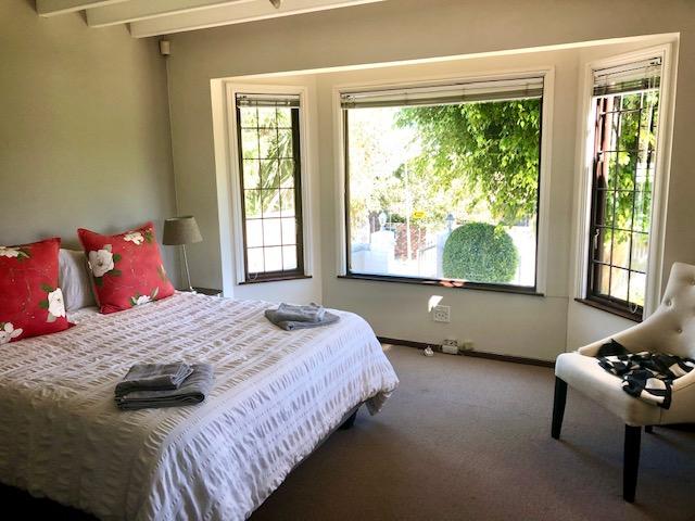 To Let 4 Bedroom Property for Rent in Penzance Estate Western Cape